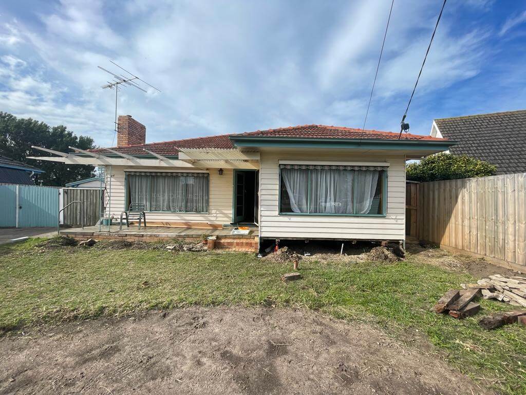 Melbourne House Restumping